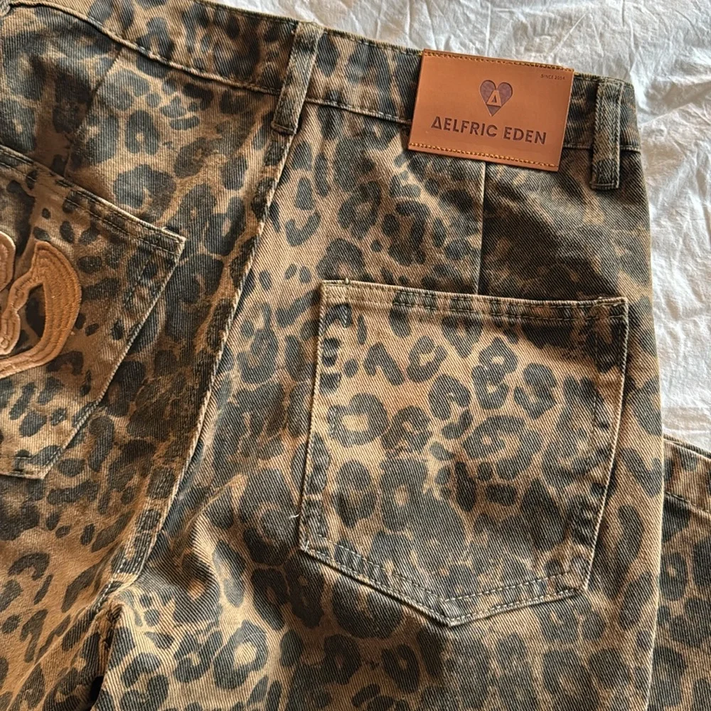 Aelfric Eden Brown Leopard Print Flare Jeans - Picture 5 of 8